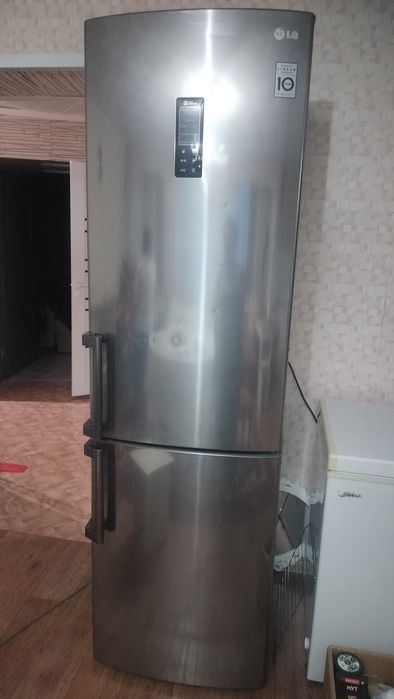 Холодильник бу в отличном состоянии