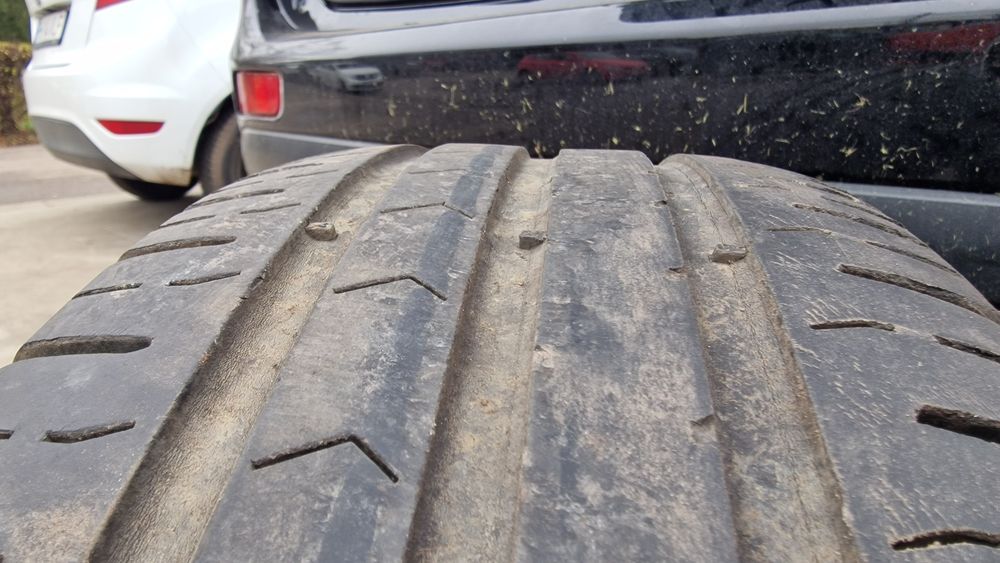 Anvelope cauciucuri roti 185 55 15 vara Continental