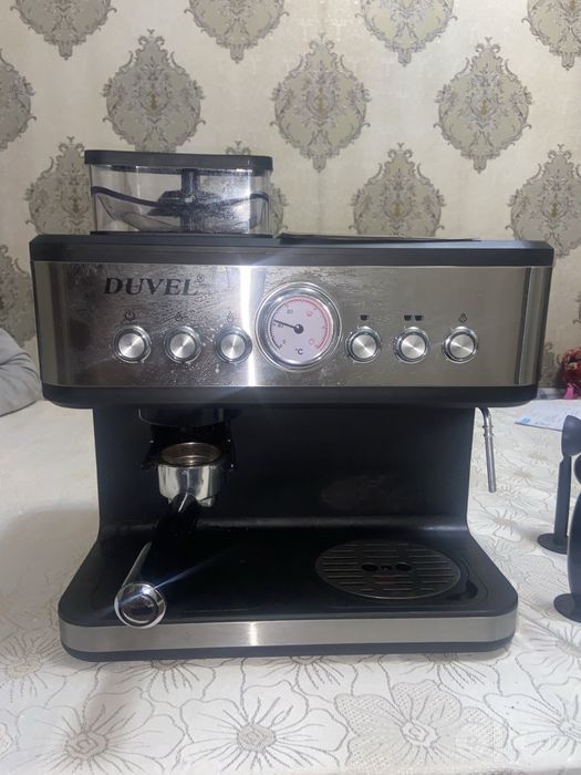 Kofemashinka Delonghi ideal yengidek baraka topib ishlatasla