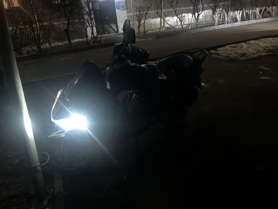 Maxi мопед 180 куб