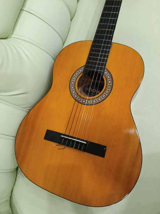 Класическа тайванска китара "howa"