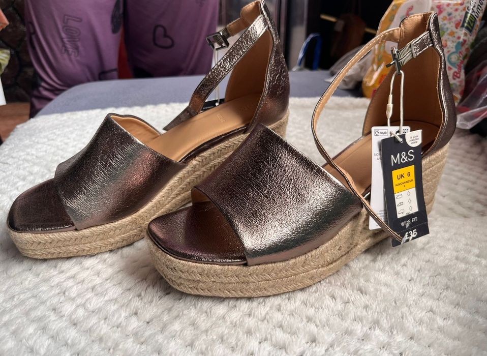 Sandale M&S , Culoarea Platinum