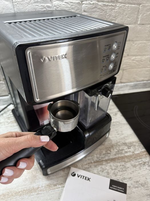 Продам кофемашину VITEK