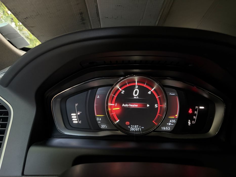 Volvo XC60 D4 AWD Ocean Race – 2.4 Diesel 181 CP – Automat