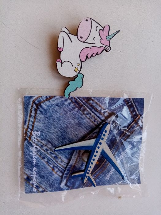 Значки (брошки) деревянные