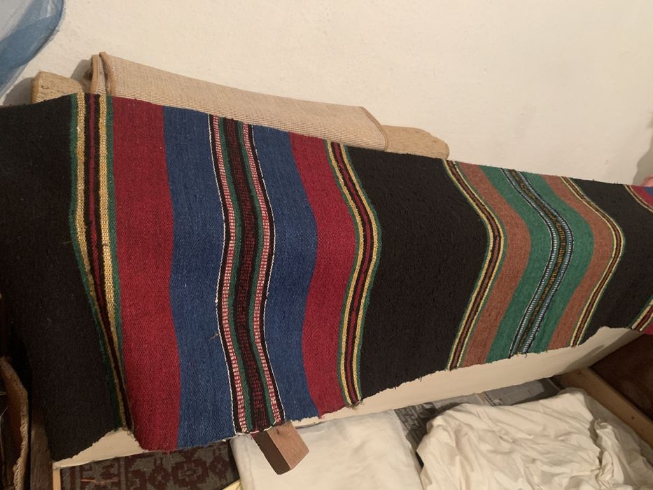 Продавам ръчно тъкани пътеки, пана за стена и булани-комплект