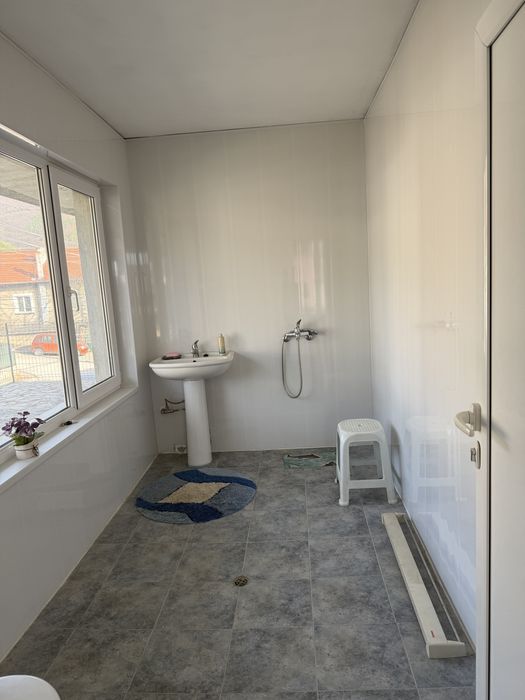 Голяма къща в град Своге