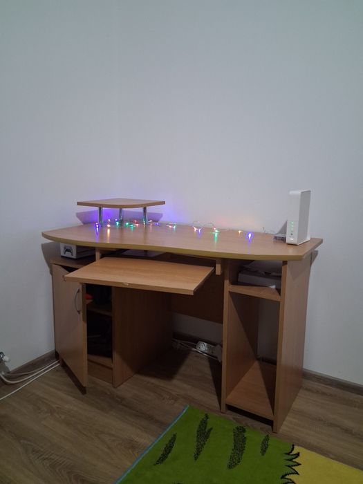 Donez birou din pal !!!