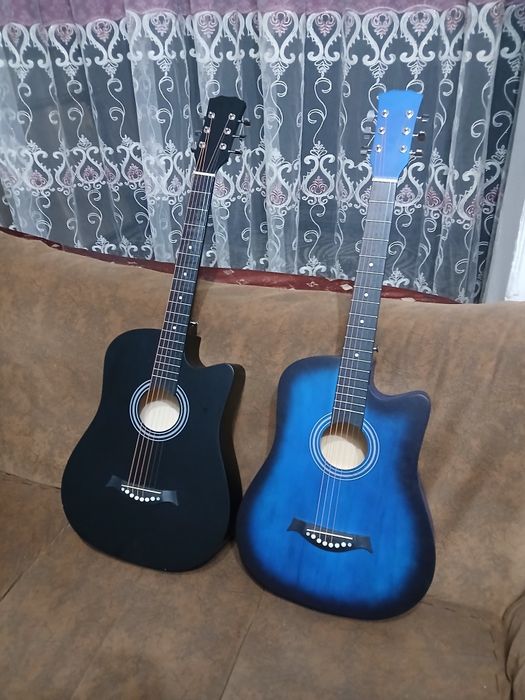 Гитаралар сотилади