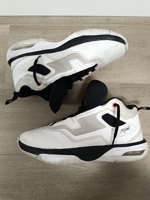 Air Jordan Stay Loyal 3