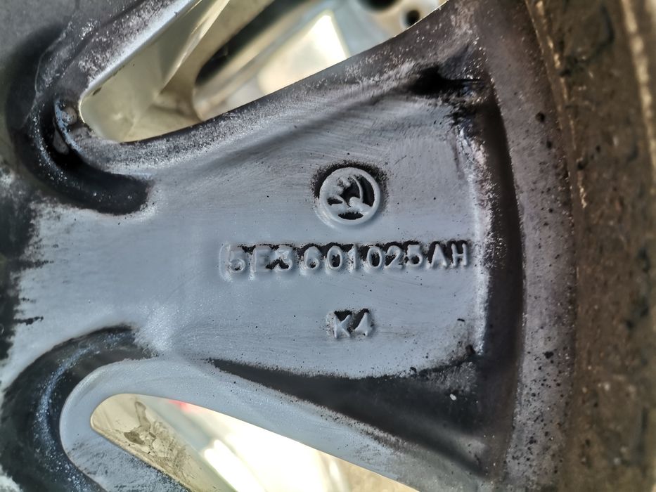 16 цола джанти за Skoda Octavia Шкода Октавия ДВА БРОЯ