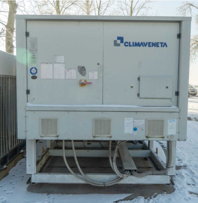 Vand / Inchiriez chiller CLIMAVENETA 642 KW