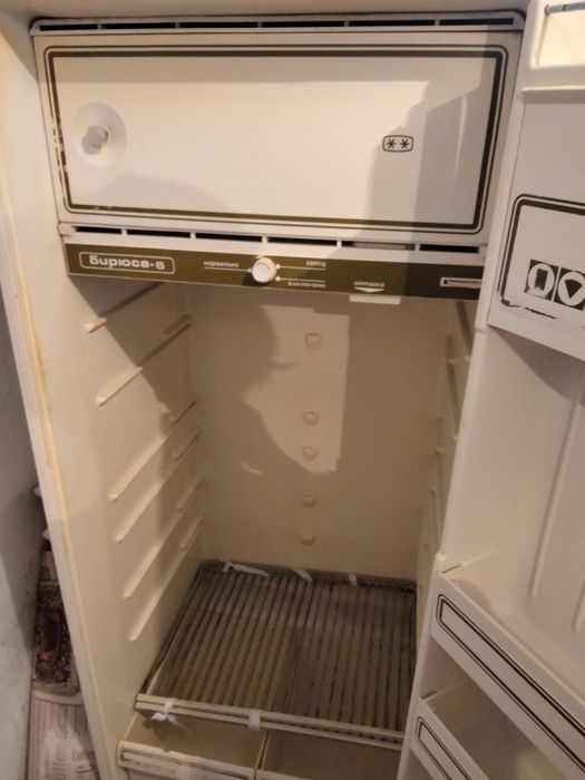 Продам холодильник