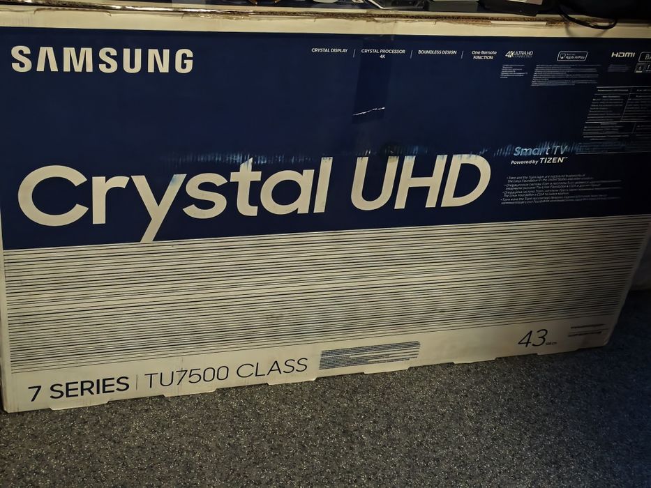 Продам телевизор Samsung UE43TU7500
