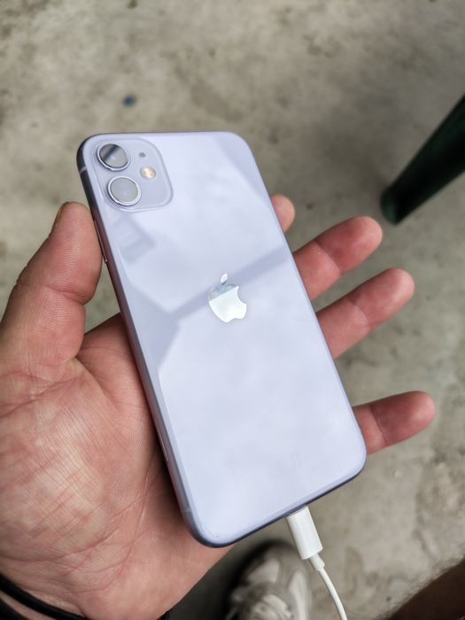 Huse iPhone 11 purple
