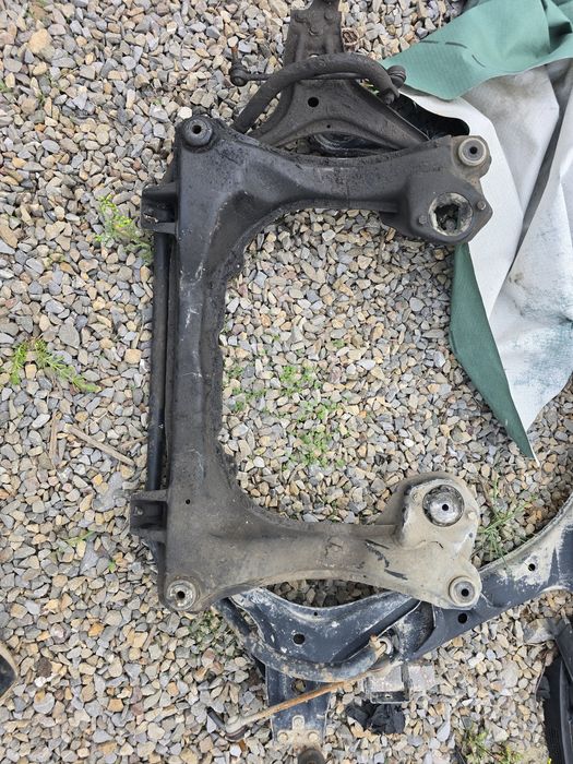 Audi 80 b4 на части