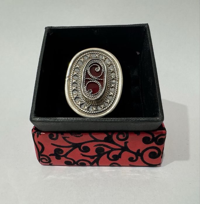 Серебро кольцо 925 пробы..