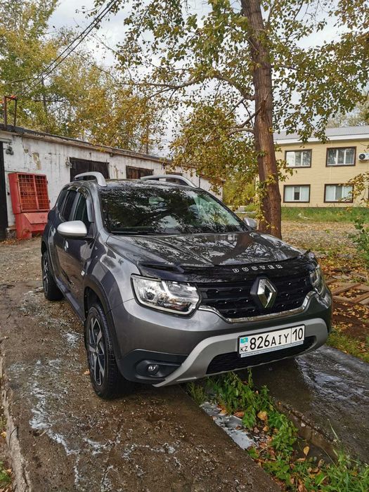 Внедорожник Рено Дастер