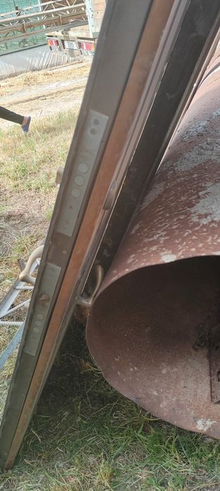 Дверь входная железная