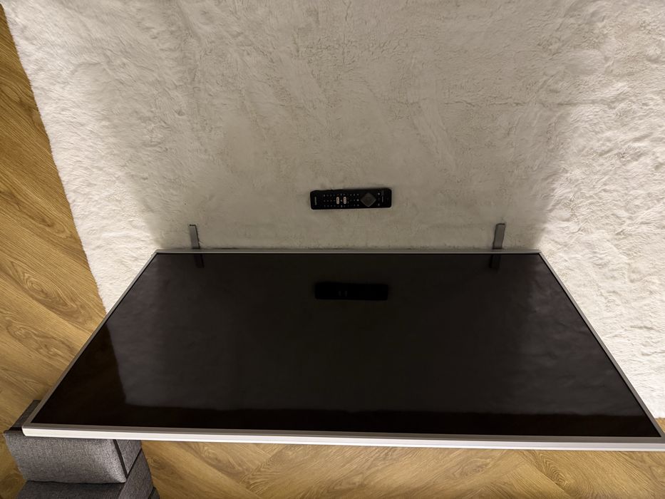 Smart TV Philips 43inch, 4K UHD, Ambilight