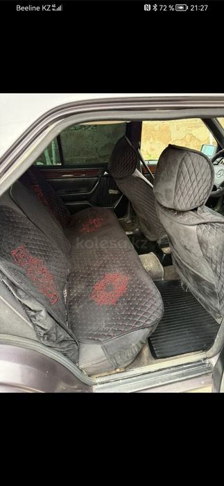 Mercedes E280 2.8 объём