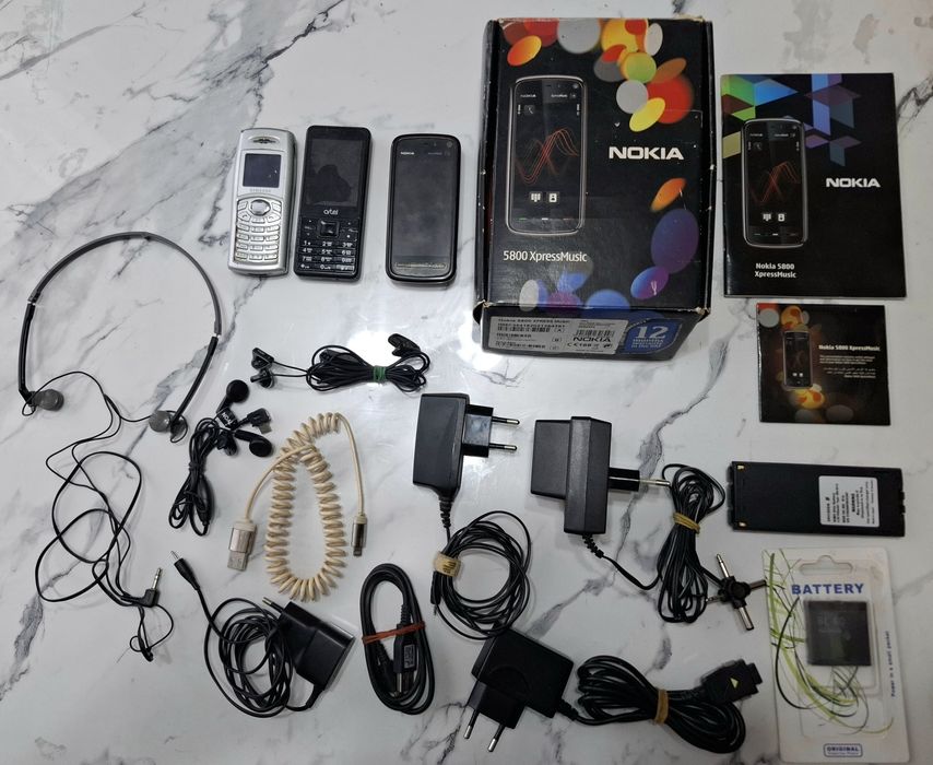 Телефоны NOKIA5800,SAMSUNG X100,Artel,на запчасти+зарядки+наушники...