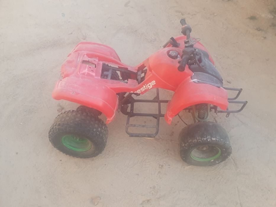 Продавам две атевета,скутер направен тротинетка