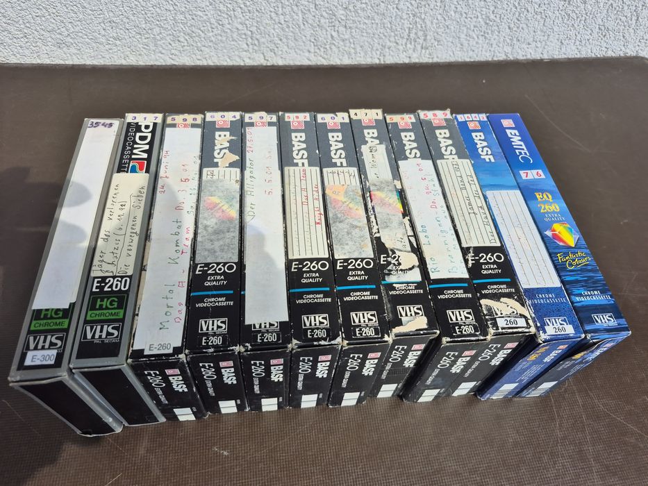 Vând Lot casete video VHS originale Basf, Emtec,PDM de 260 minute colectie de filme diferite genuri
