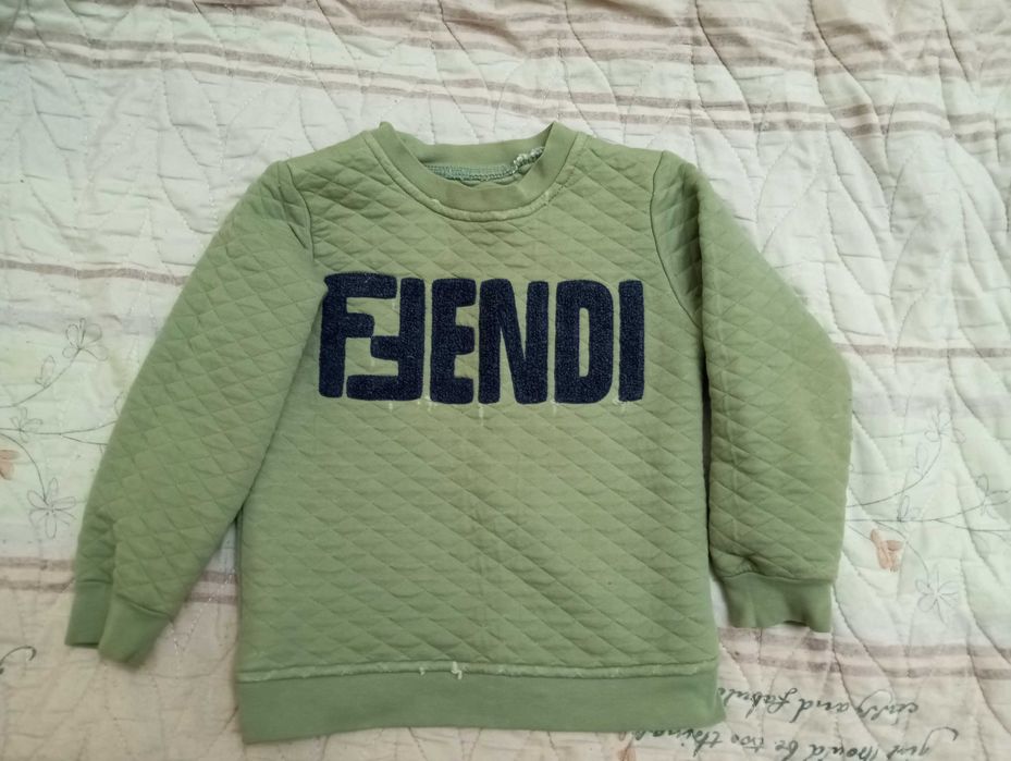 Свитеры и толстовки