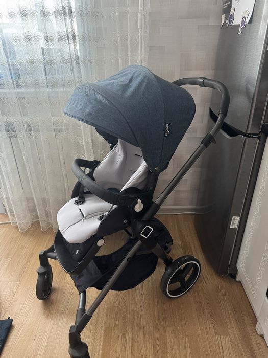 Продам коляску легкая