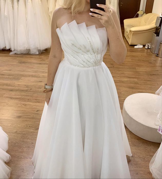 Rochie mireasa Iris Bridal Salon