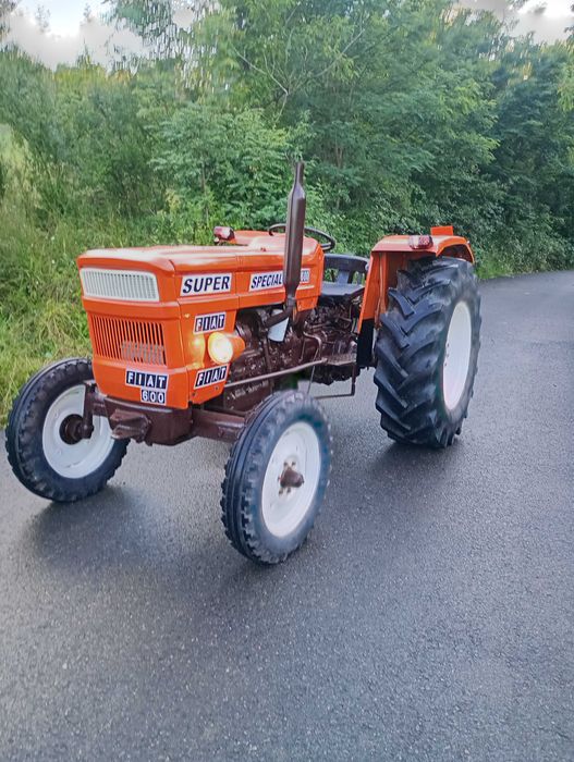 Tractoare de vânzare