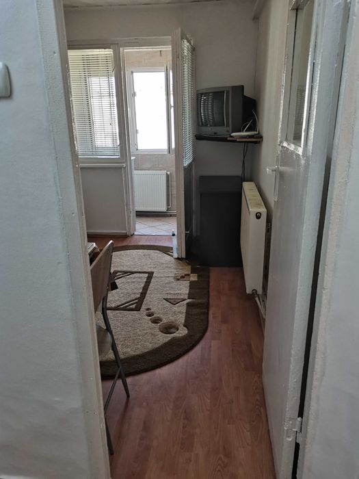 Vand garsoniera ( 2 camere )