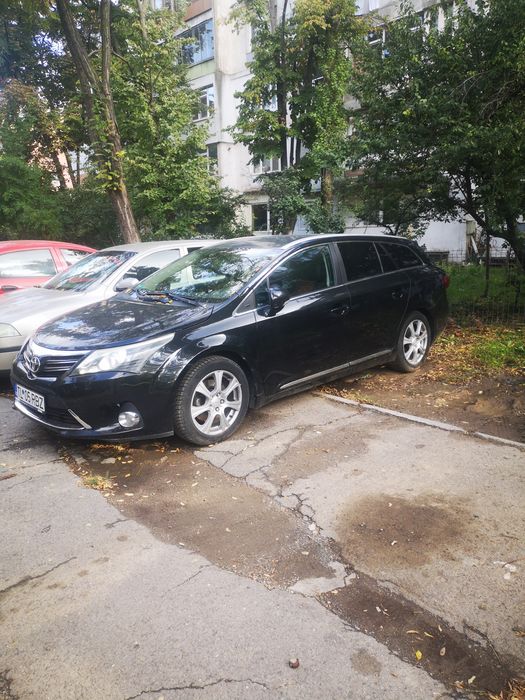 TOYOTA Avensis 2012 — imagine 2