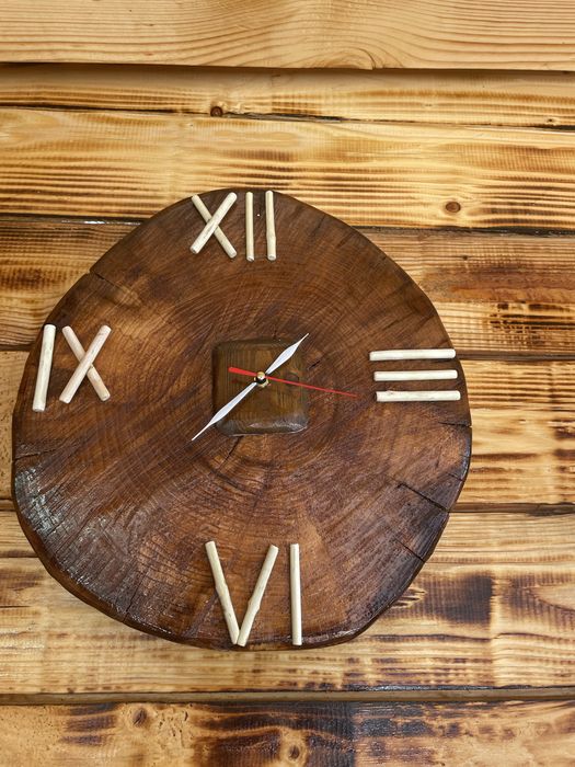 Ceas rustic din lemn masiv