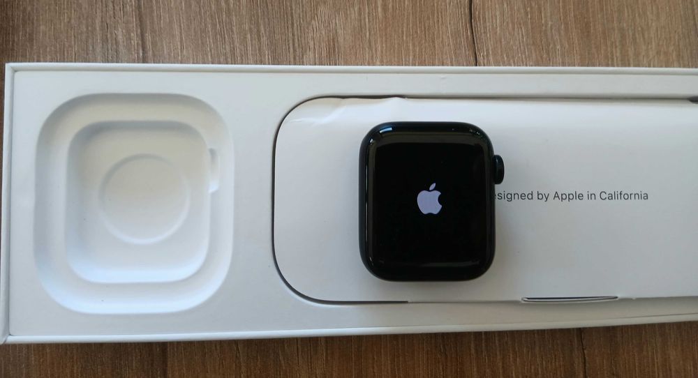 Apple  Watch SE 3 ГАРАНЦИЯ 2г.