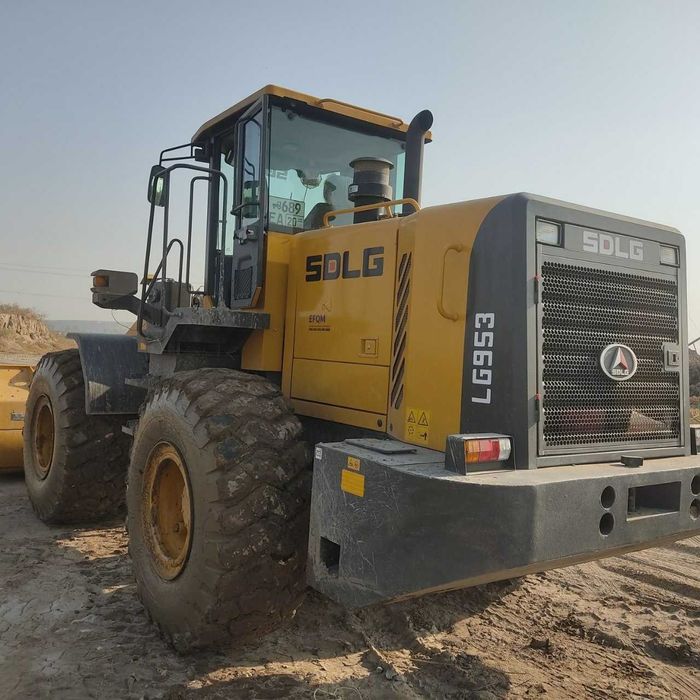 Pogruzchik ijaraga beriladi 3 kub