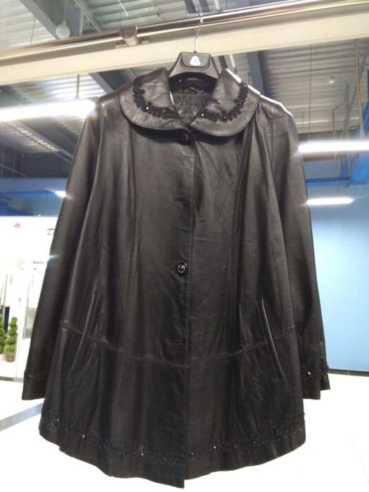 Кожаные куртки женские