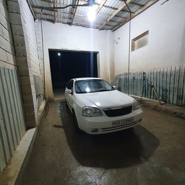 1.8 lasetti sotiladi
