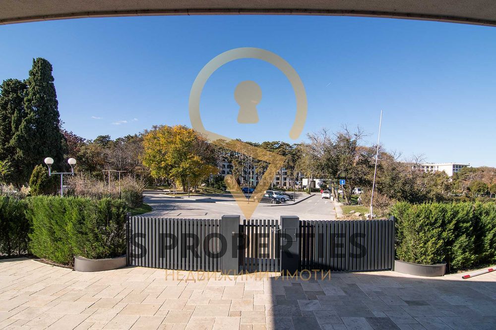 Дава се под наем Двустаен апартамент в к.к. Св.Св. Константин и Елена - 72 кв.м за 800 € - Снимка #11