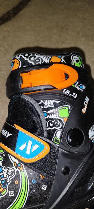 продам коньки для мальчика