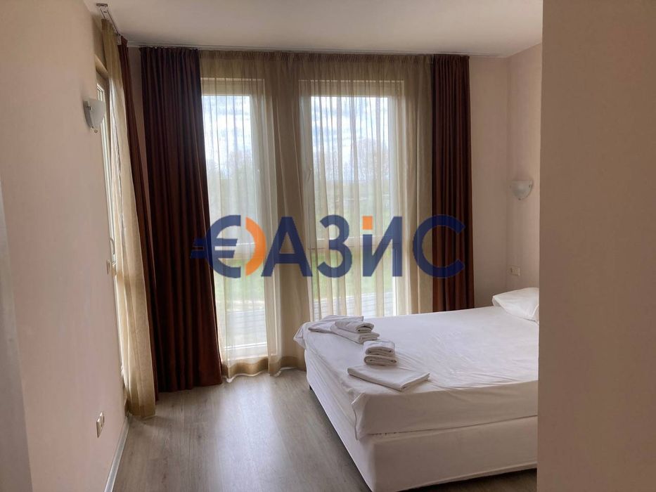 Продава се Двустаен апартамент в к.к. Слънчев бряг - 61 кв.м за 1296 €/кв.м - Снимка #5