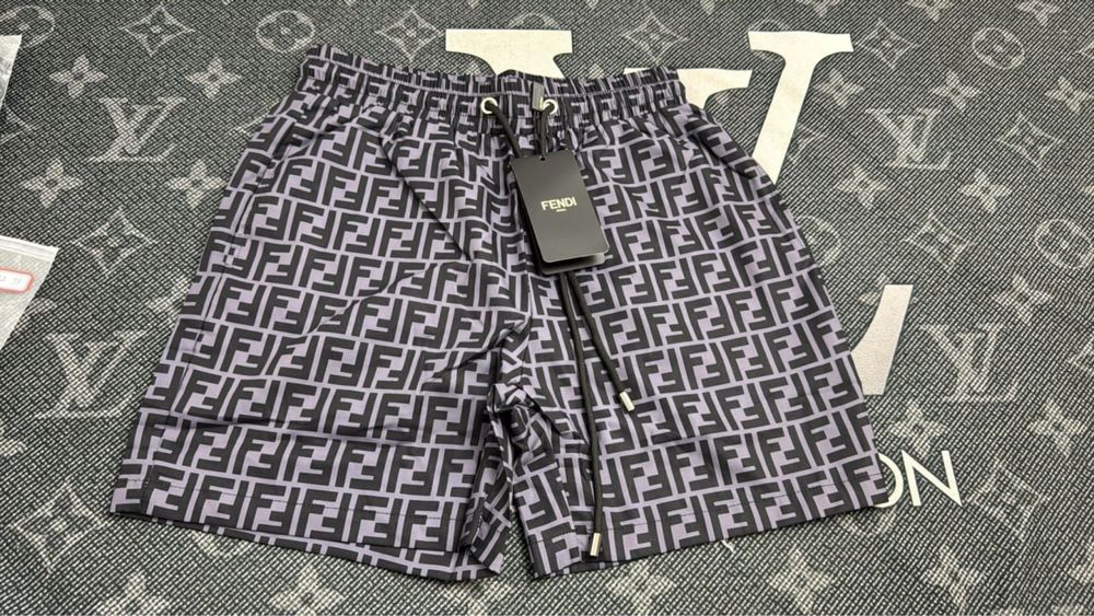Short uri de baie