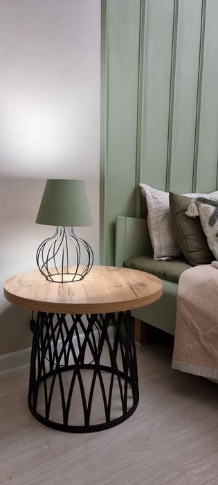 Настольная лампа,новая.