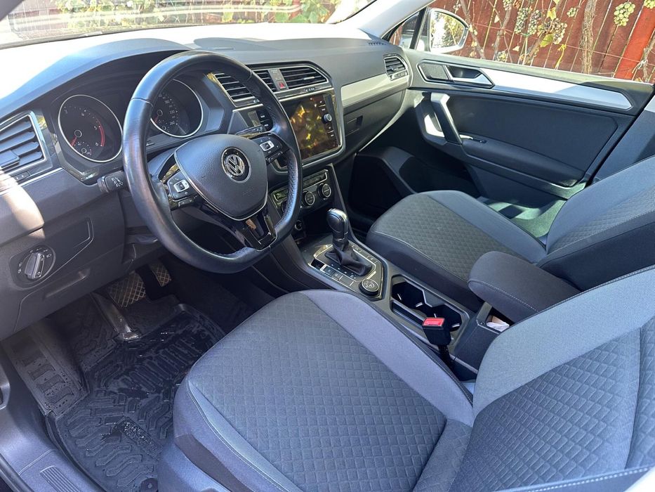 VW TIGUAN RLINE (stare foarte buna) 4x4