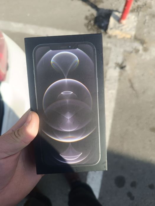 Айфон 12 про Макс 256 гб