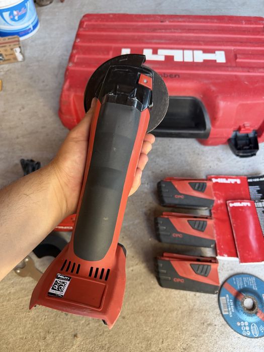 Hilti AG 125-A22 3х5,2Ah безчетков ъглошлайф