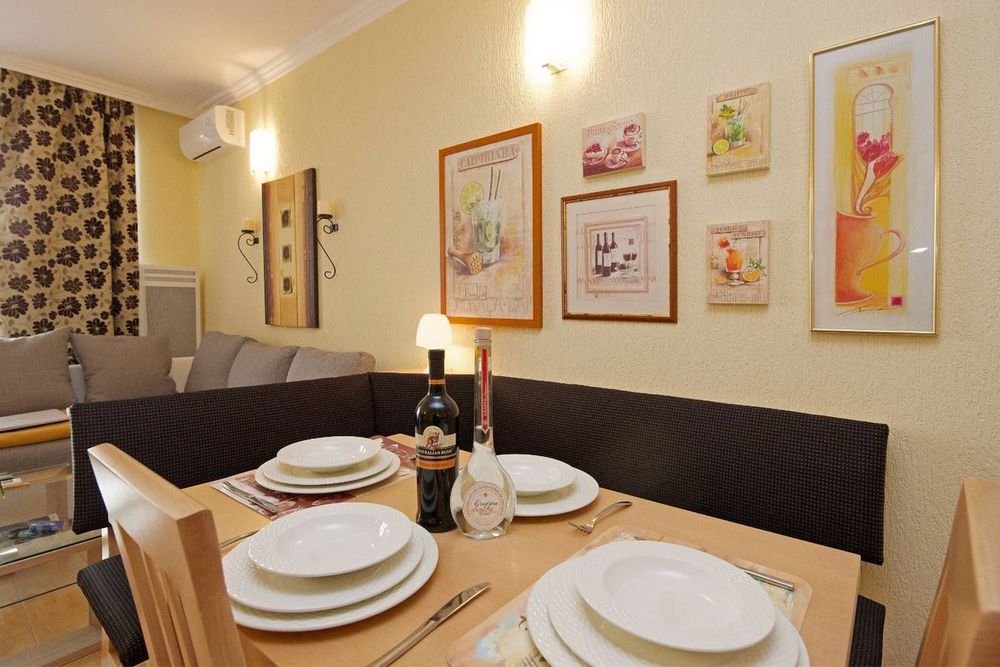 Продава се Двустаен апартамент в к.к. Слънчев бряг - 65 кв.м за 644 €/кв.м - Снимка #1