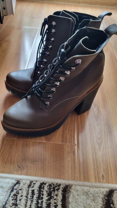 Botine de piele Aldo