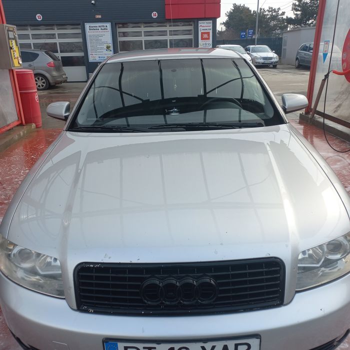 Vand Audi A4 B6 Pret 1150 euro